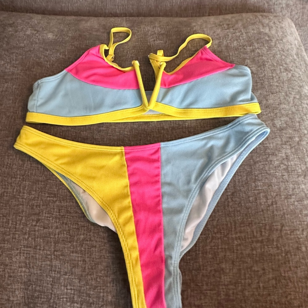Zaful Women’s Bikini in Pink, Blue, and Yellow